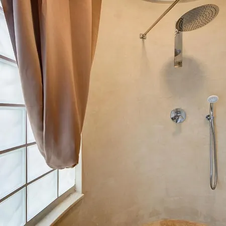 Vista Laguna - Harbour View - Private Jacuzzi Apartamento