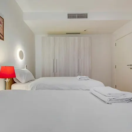Vista Laguna - Harbour View - Private Jacuzzi Apartamento *