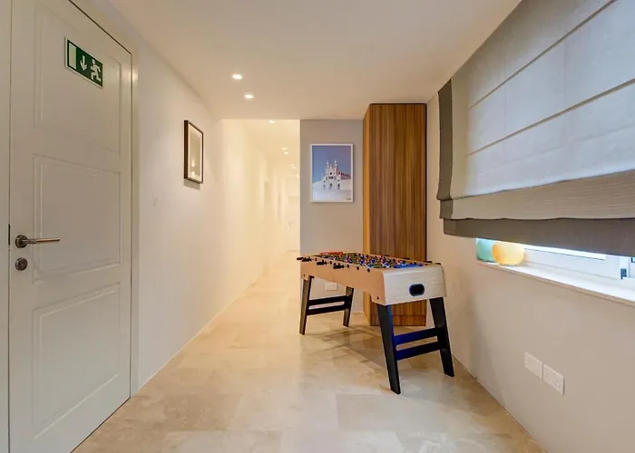 Apartamento Vista Laguna, Harbour View With A Terrace *