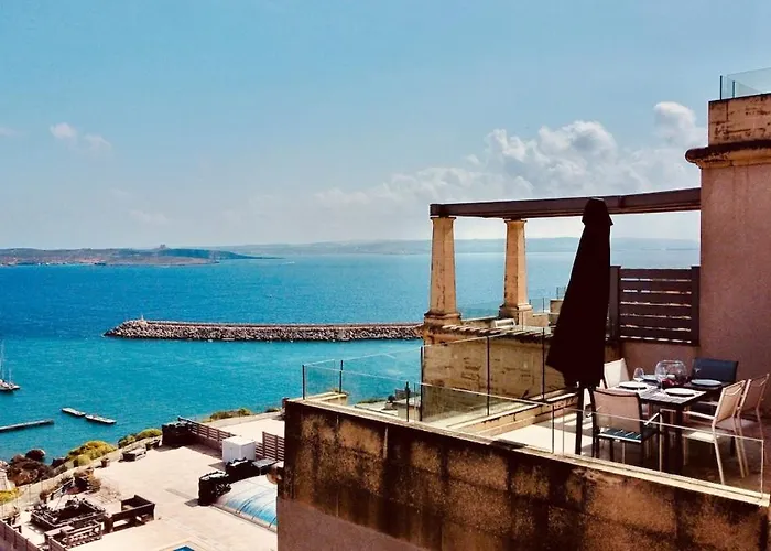 Vista Laguna, Harbour View With A Terrace Ghajnsielem