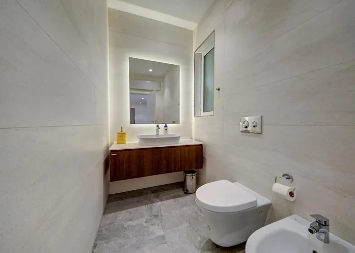 Apartamento Vista Laguna, Harbour View With A Terrace Ghajnsielem