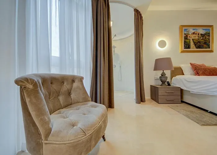 Vista Laguna, Harbour View With A Terrace * Ghajnsielem